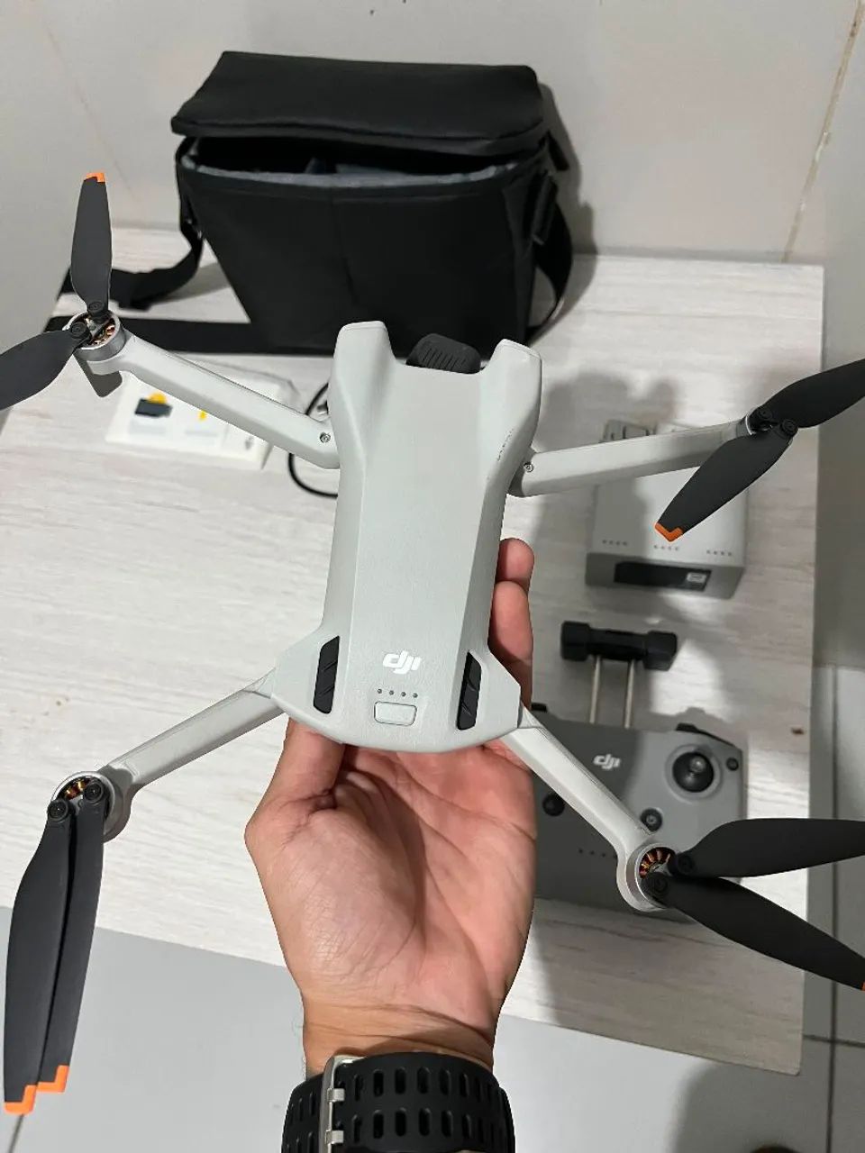 Dji Mini 3 Fly More Combo Plus - Foto 3
