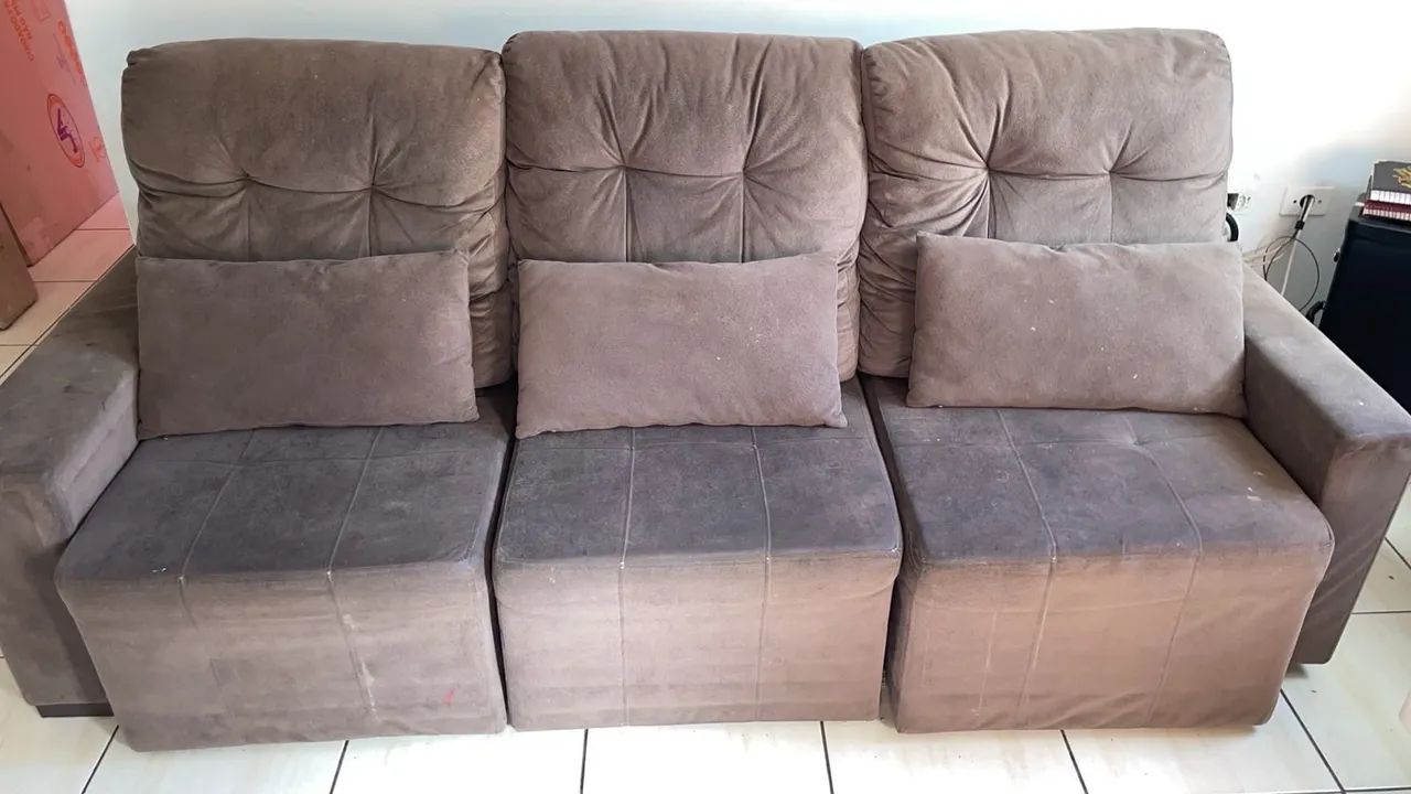 Sofá retrátil 2.50m de cumprimento e 1.50m de largura  - Foto 4