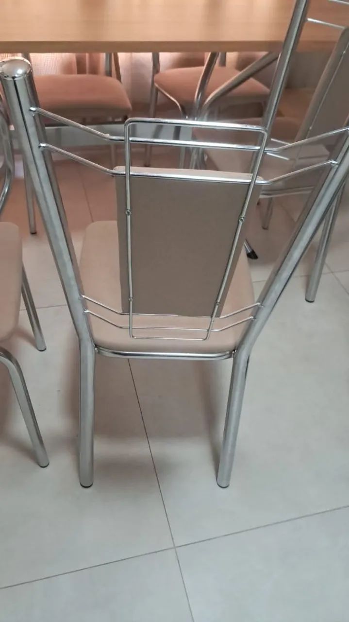 Mesa de 6 cadeiras - Foto 2