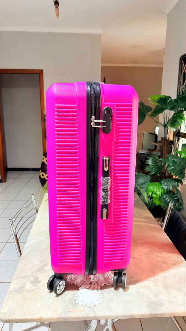 Mala de Viagem Grande Santino 30kg (24 Polegadas) Pink - Nova
