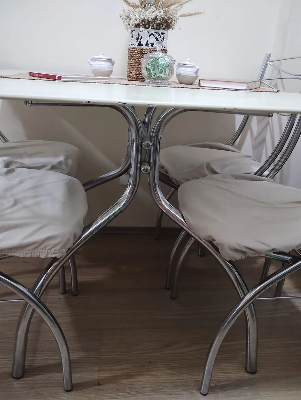 Mesa de Jantar com 4 Cadeiras Brigatto Preta - Foto 5