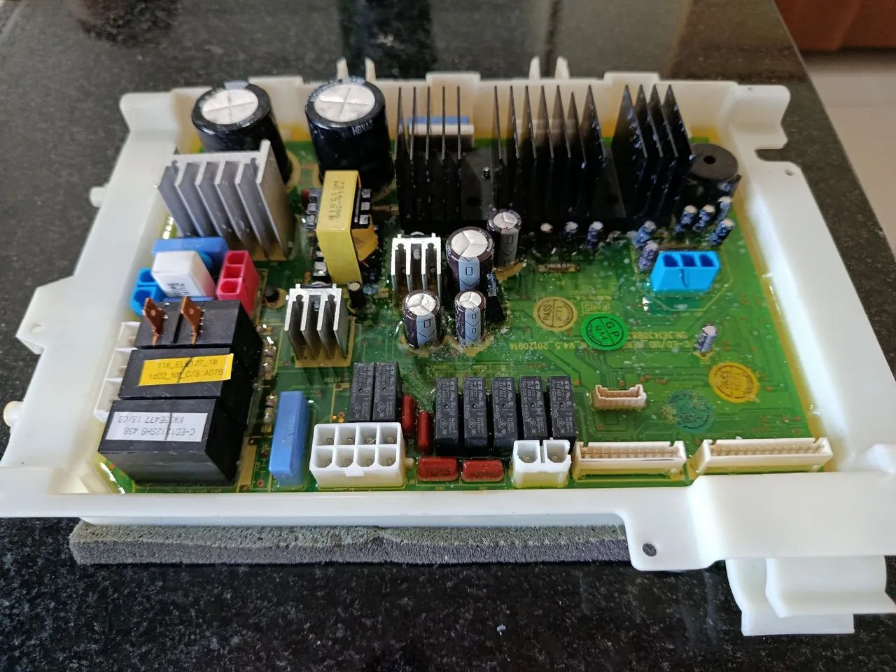 Placa eletrônica da lava e seca Eletrolux LSE11 127V - Foto 2