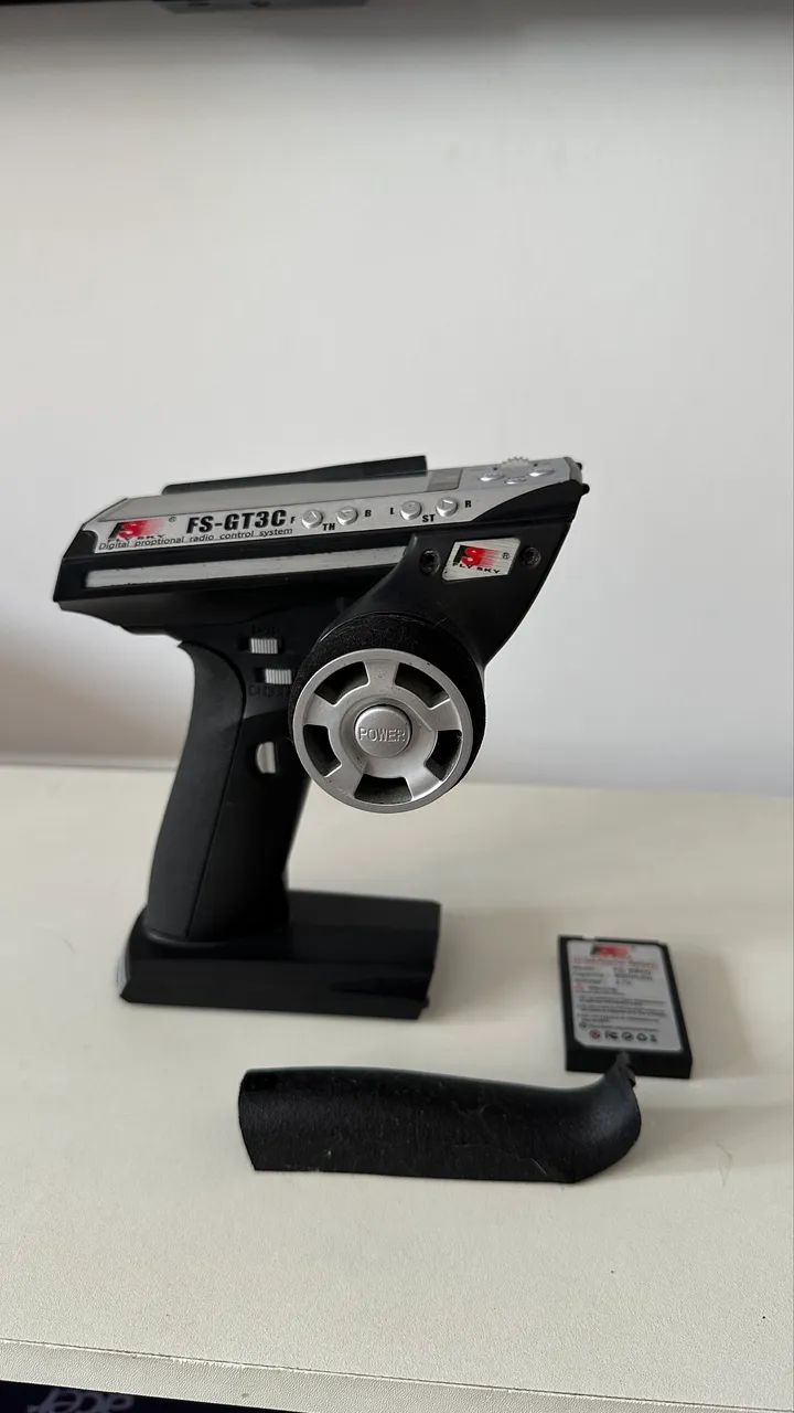 Rádio controle FS-GT3C