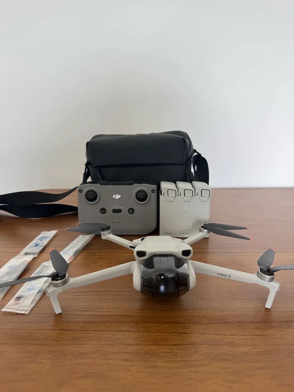 Drone DJI Mini 3 Fly More Combo - Pouquíssimo usado
