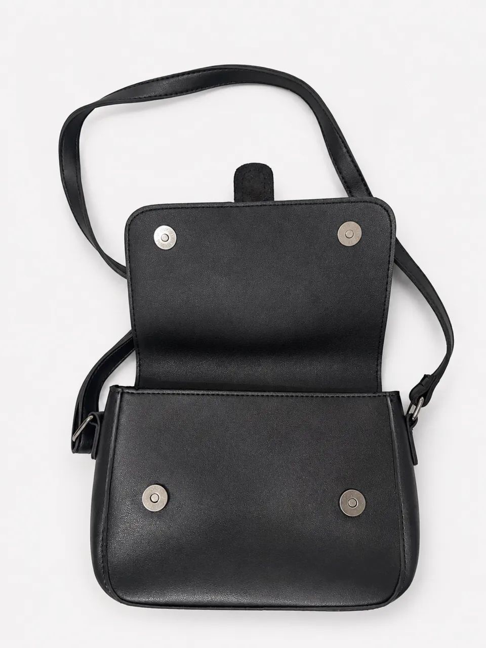 Bolsa preta de ombro  - Foto 3