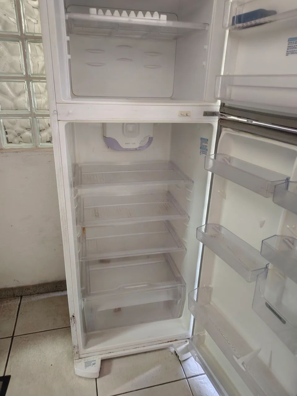 Geladeira Eletrolux 490 l - Foto 4
