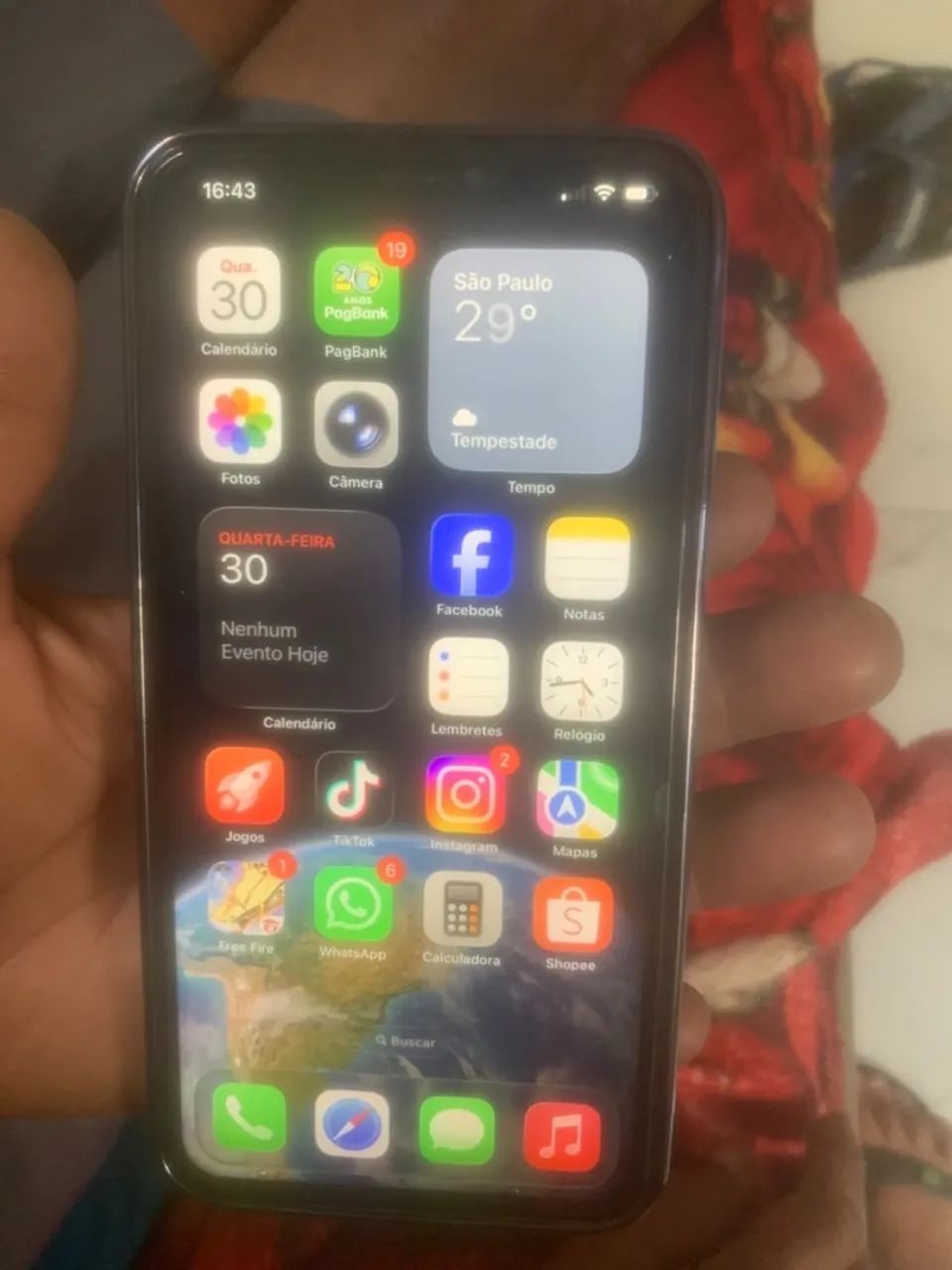 iPhone  11 pro max 512 - Foto 4