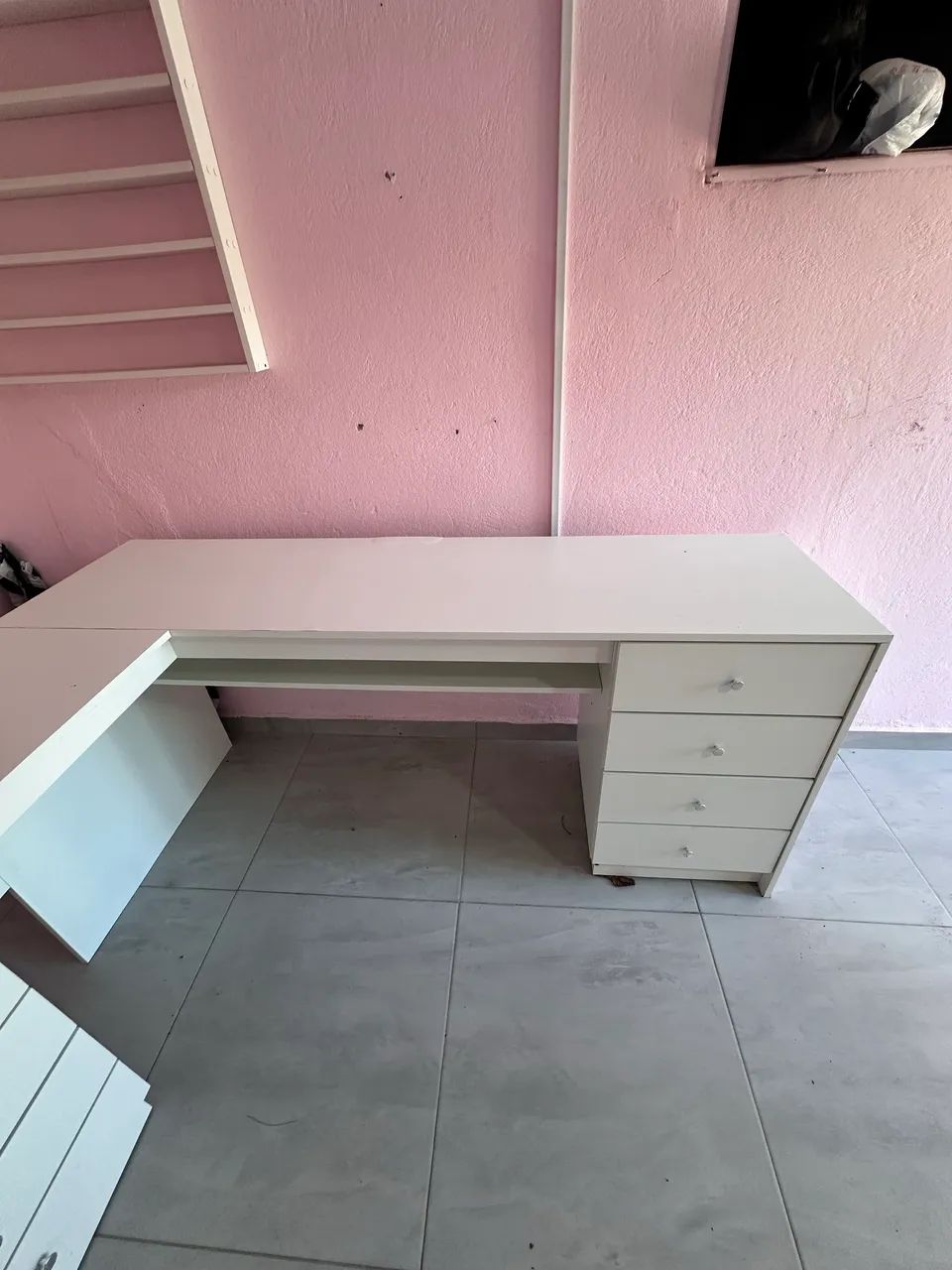 Mesa de escritório/ mesa de manicure  - Foto 4