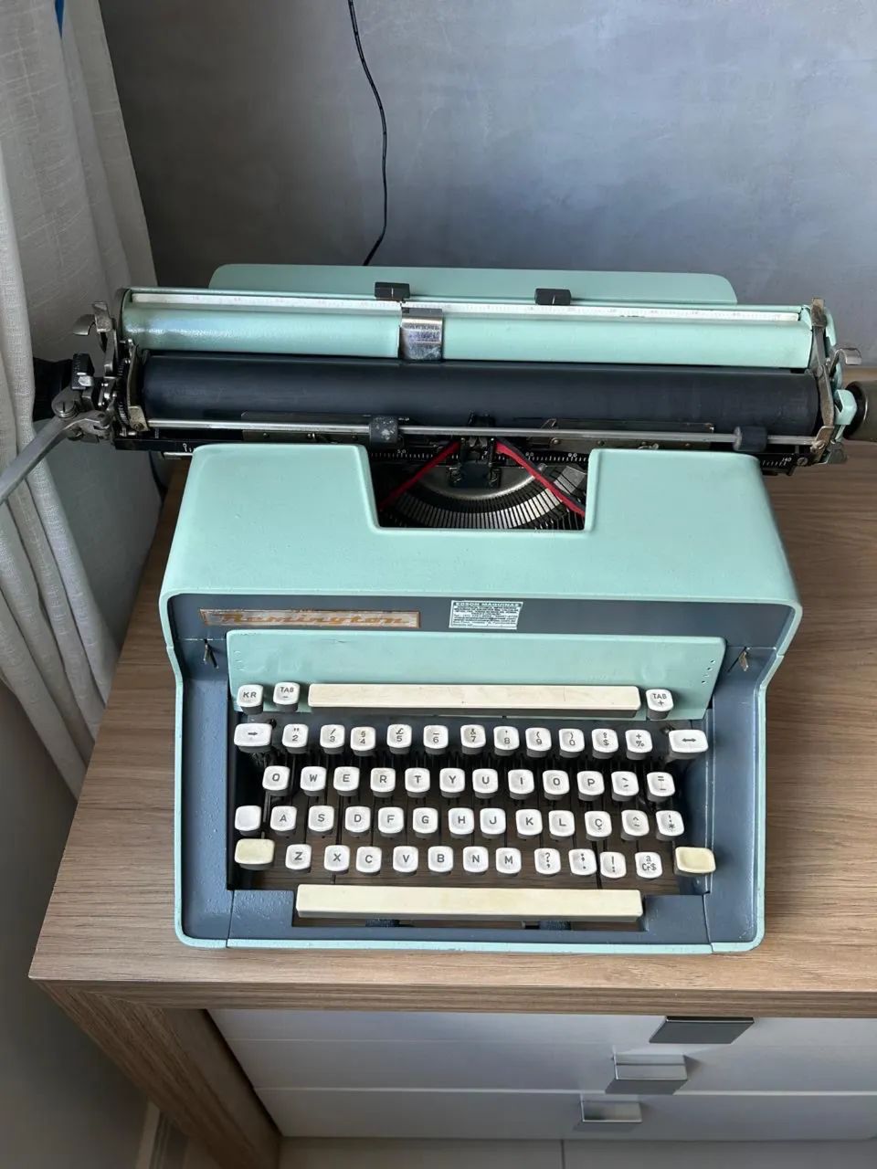 Máquina de escrever vintage Remington  - Foto 2
