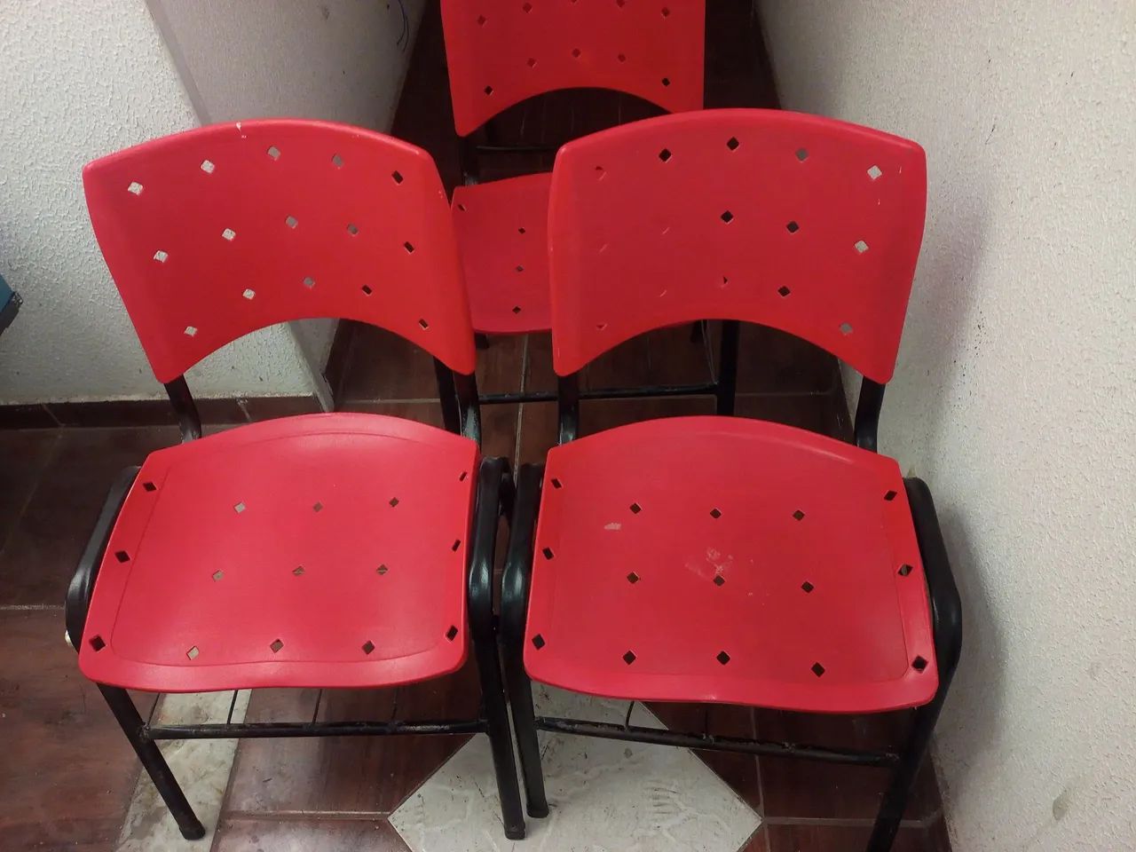 Cadeiras  vermelha TOP  - Foto 2