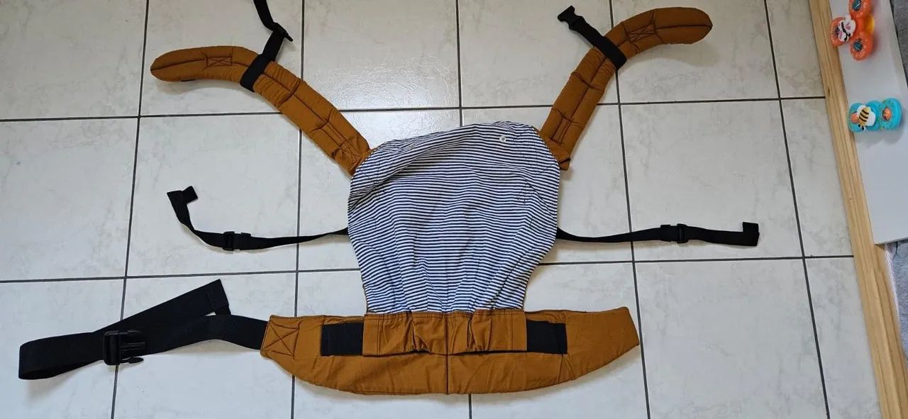 MOCHILA EVOLUTIVA CHICACHILA OCRE