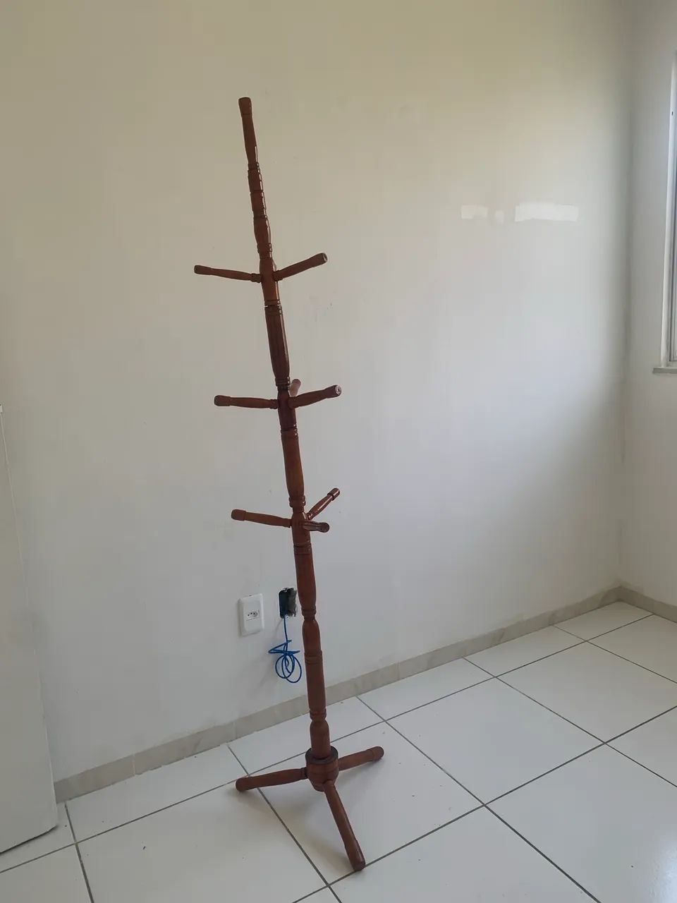 VENTILADOR / BANCO / CABIDE DE ROUPA - Foto 5