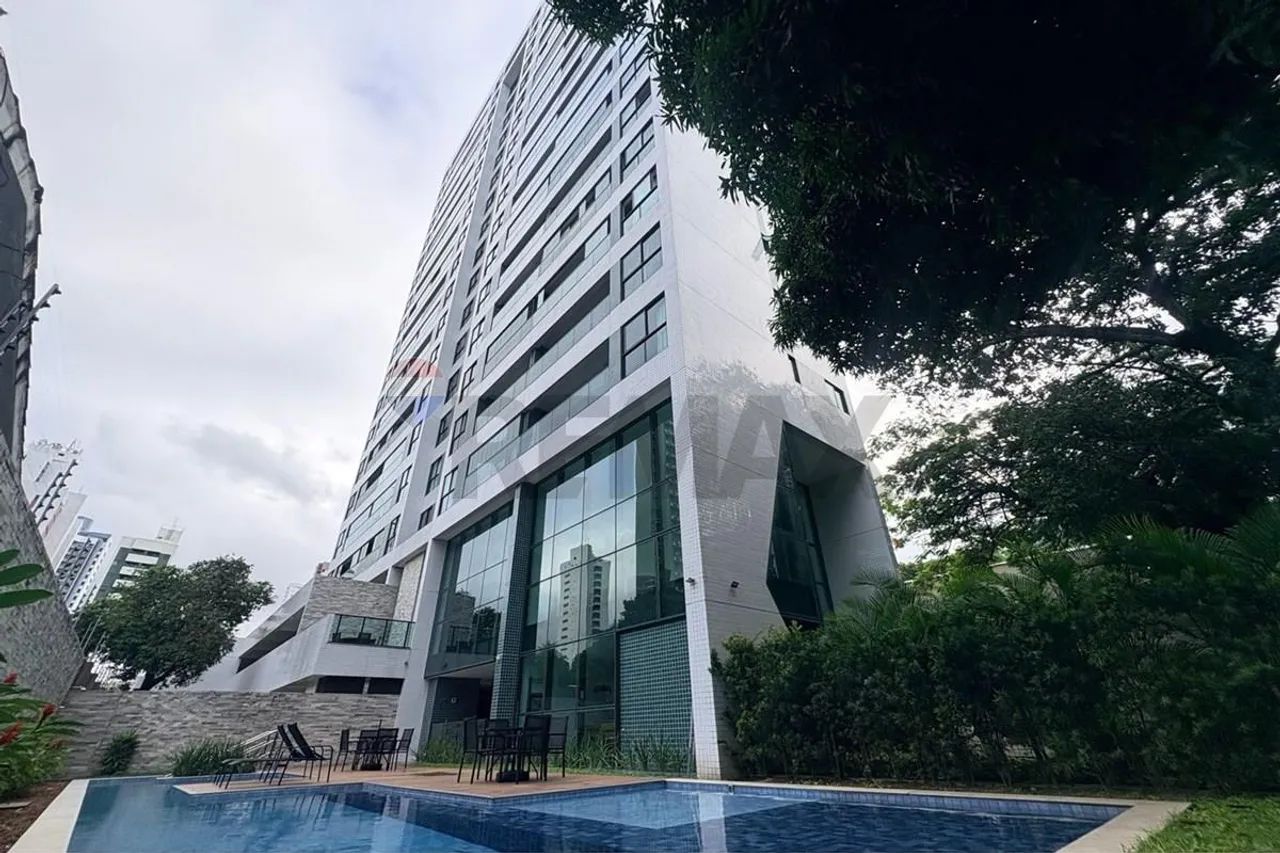 Apartamento no Edf. Praça dos Flamboyants | 3 Quartos e 2 Vagas