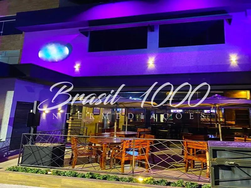 Prédio Comercial com Hamburgueria em Itapecerica da Serra, SP