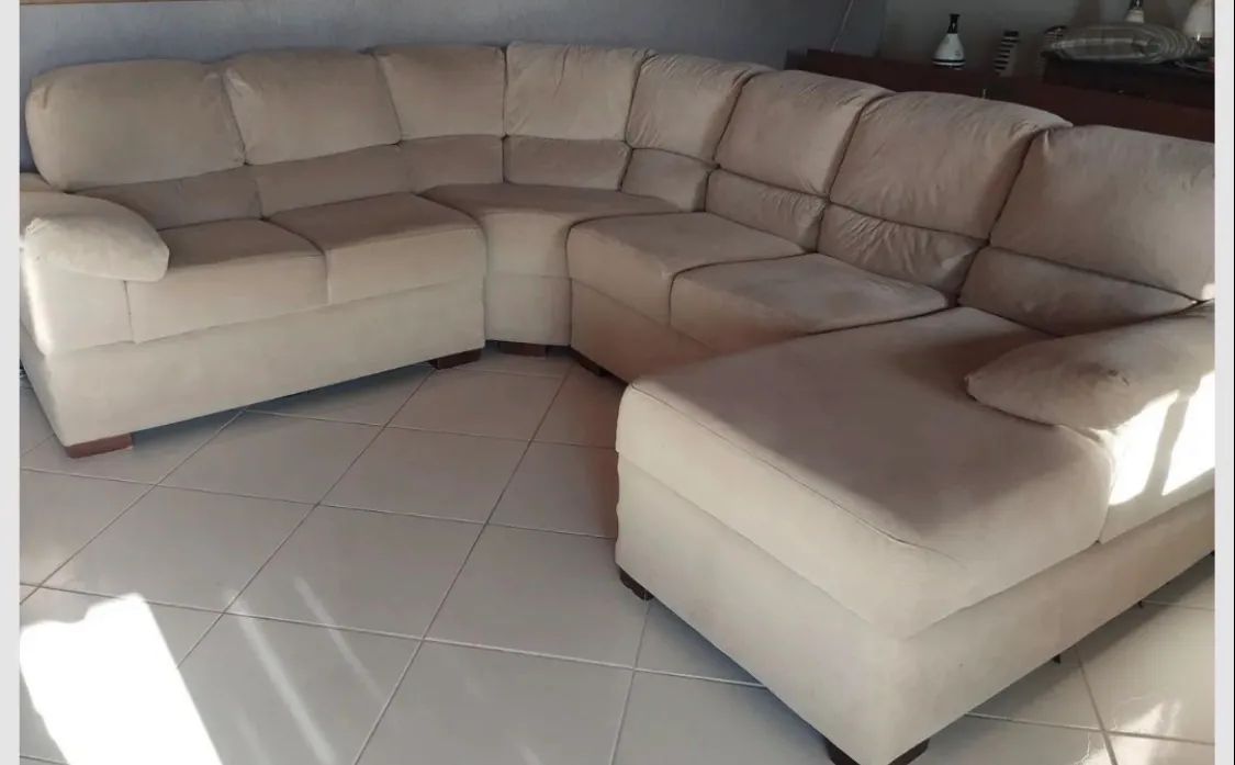 Sofá em L