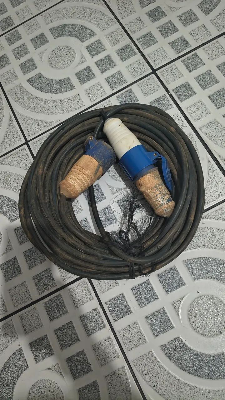 Extensão industrial Tinta e solvente 350 reais  - Foto 4