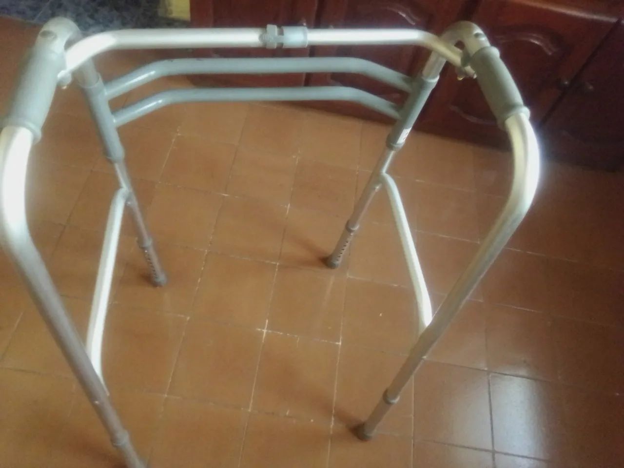 Andador de alumínio  - Foto 2
