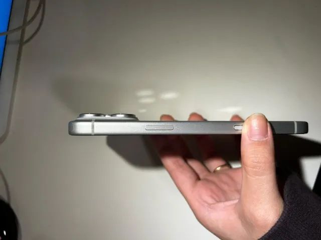 Vendo Iphone 17 Pro Max 256g (seminovo) - Foto 2