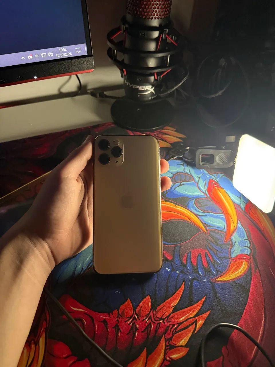 iPhone 11 Pro 64gb  - Foto 2