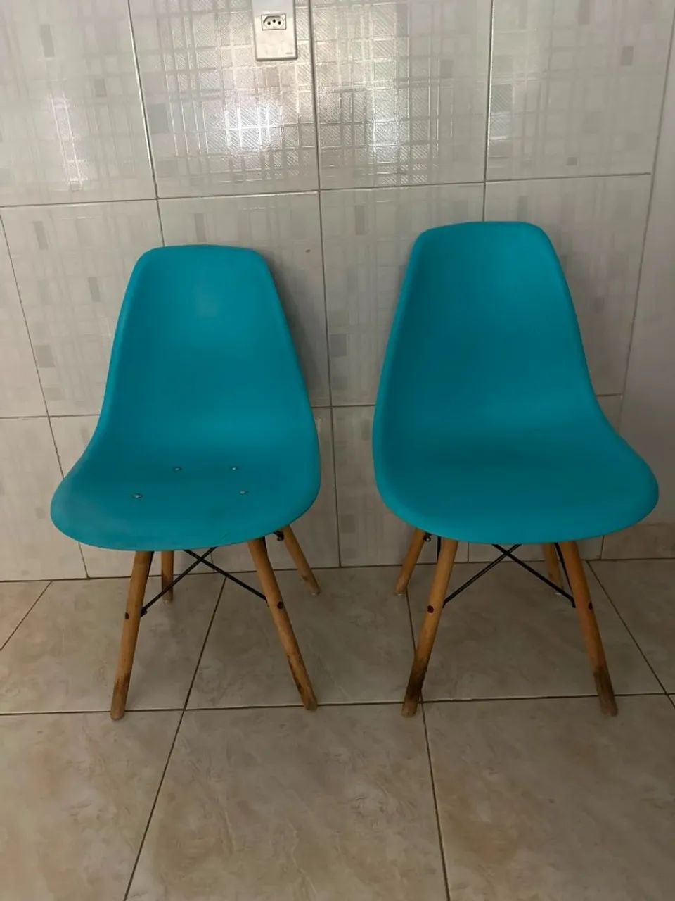Par de Cadeiras Charles Eames Eiffel Azul - Design Moderno (2 Unidades) - Foto 2