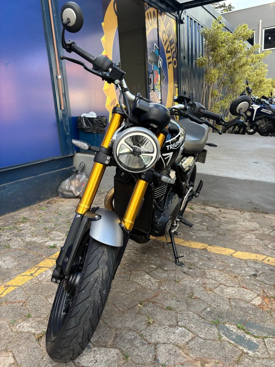 Triumph Speed 400 - Foto 4