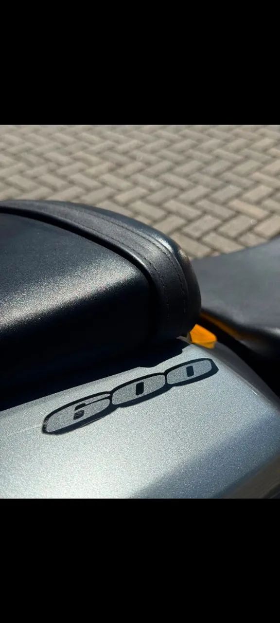 Suzuki Gsx-R srad 600   - Foto 5
