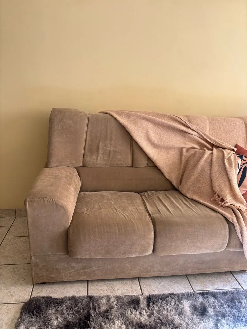 Sofá 3 lugares 