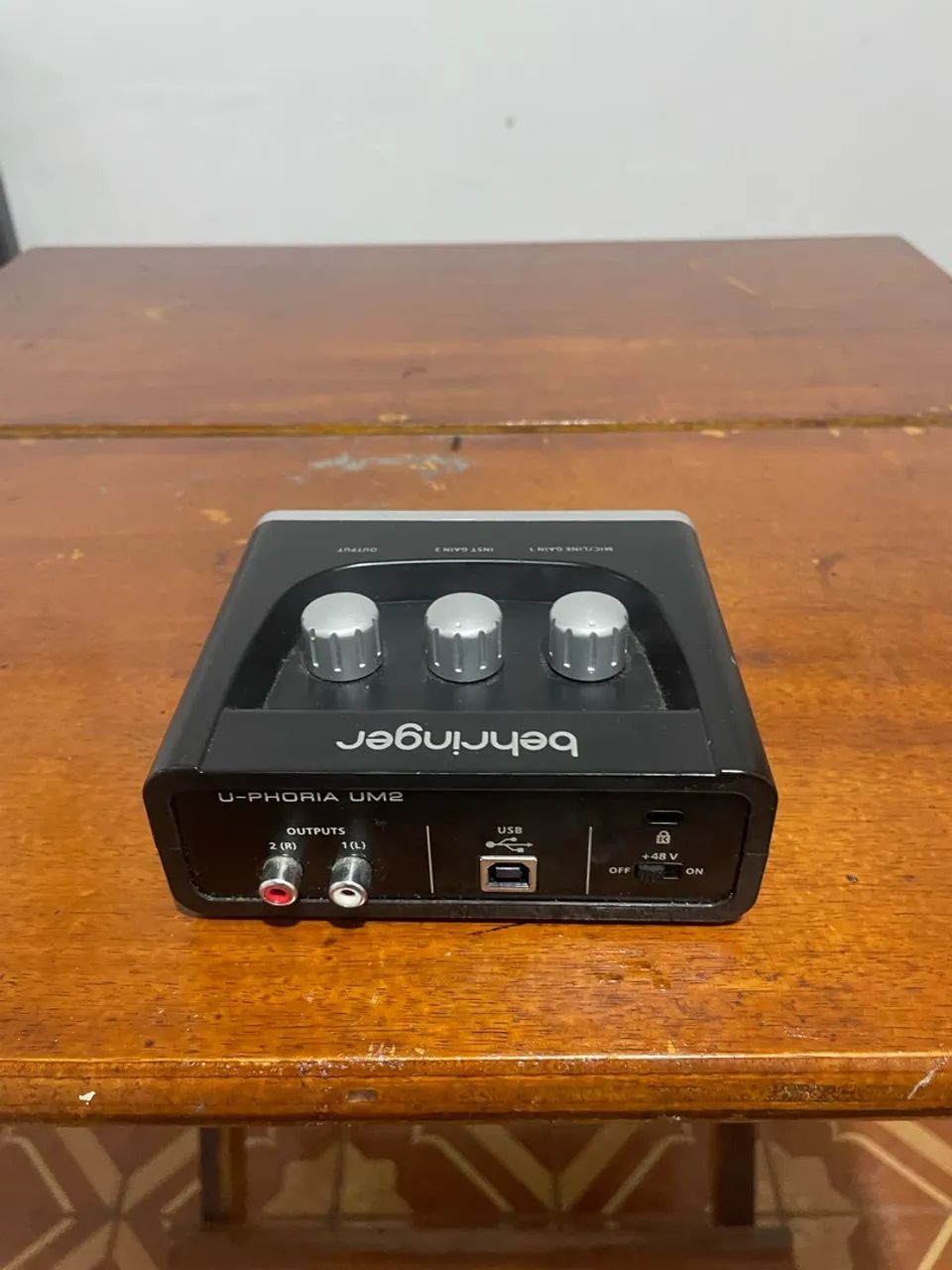 Interface de Áudio Behringer U-Phoria UM2 - Foto 3