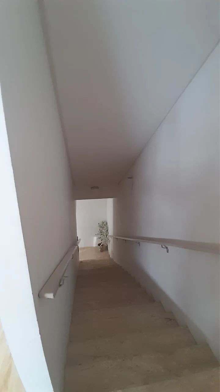 Prédio Comercial 360m² - Na entrada do bairro Forquilhinhas | Ao lado Sicoob | P/ Clínica - Foto 5