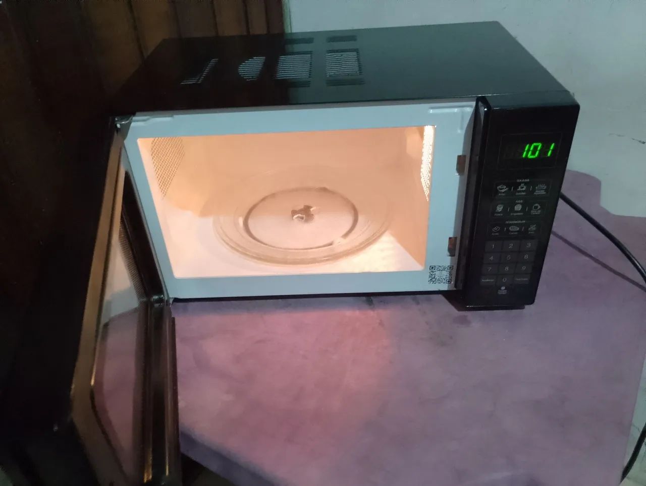 Microondas SEMI NOVO  - Foto 4