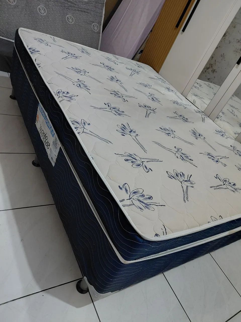 Cama box casal 