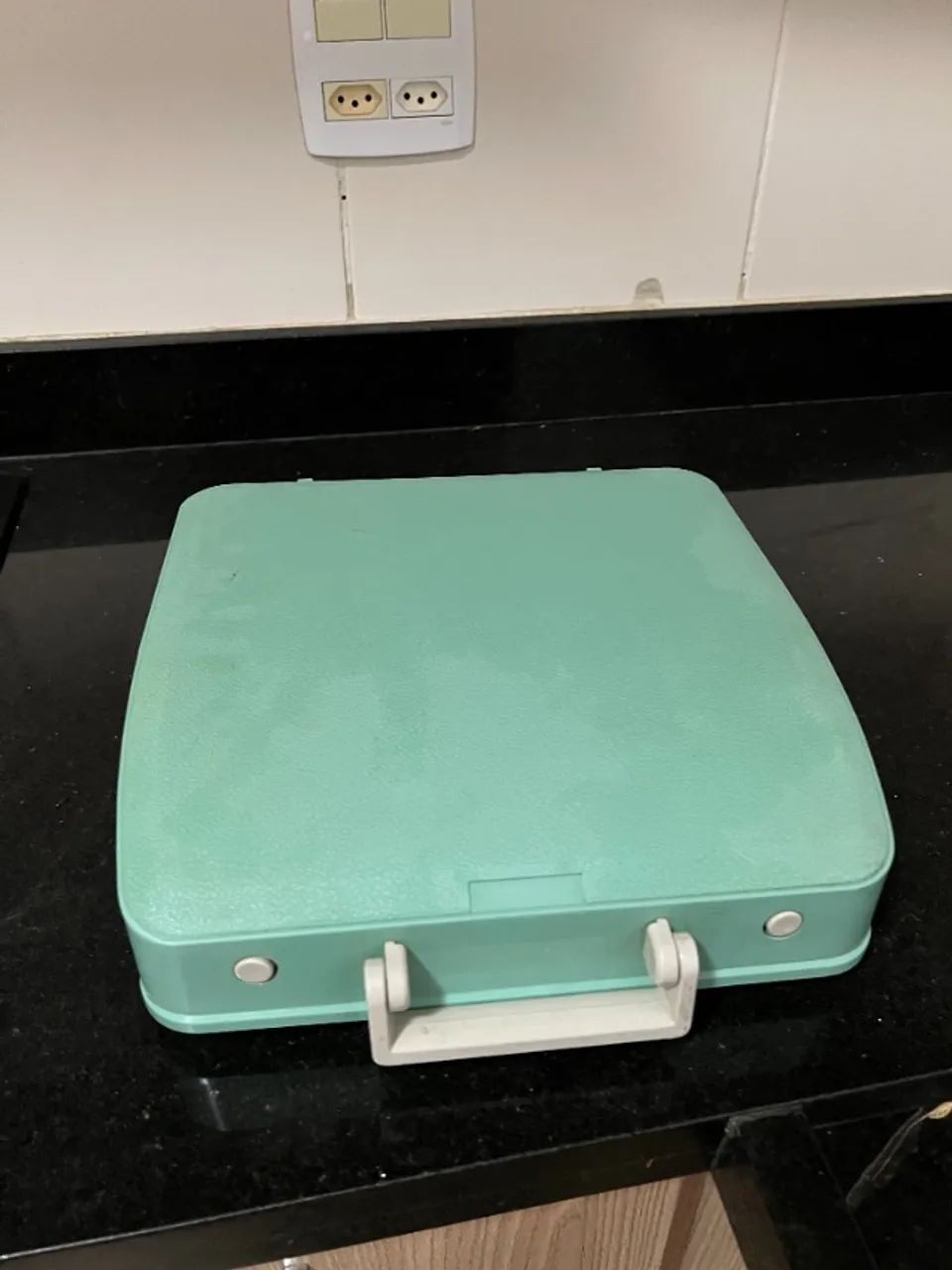 Máquina de escrever portátil Olivetti - Foto 2