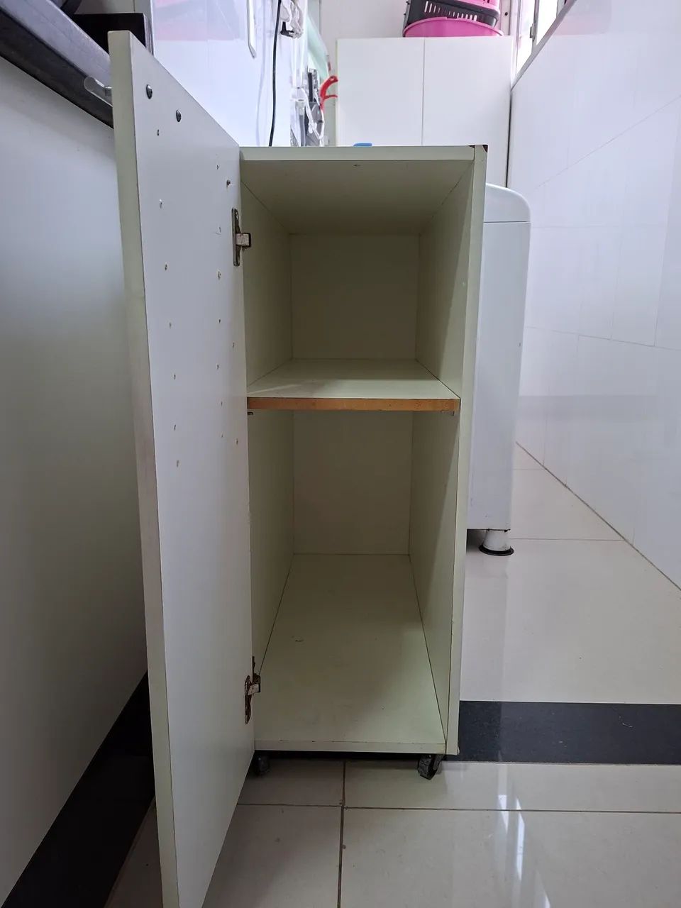 Armário multiuso com rodinhas  - Foto 2