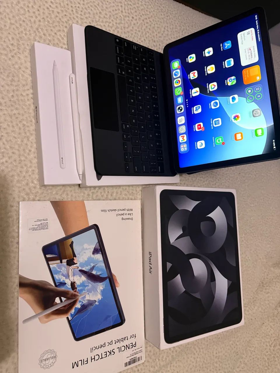 Apple iPad Air 256gb Chip M1 (Wi-Fi) + Apple Pencil + Magic Keyboard  - Foto 4