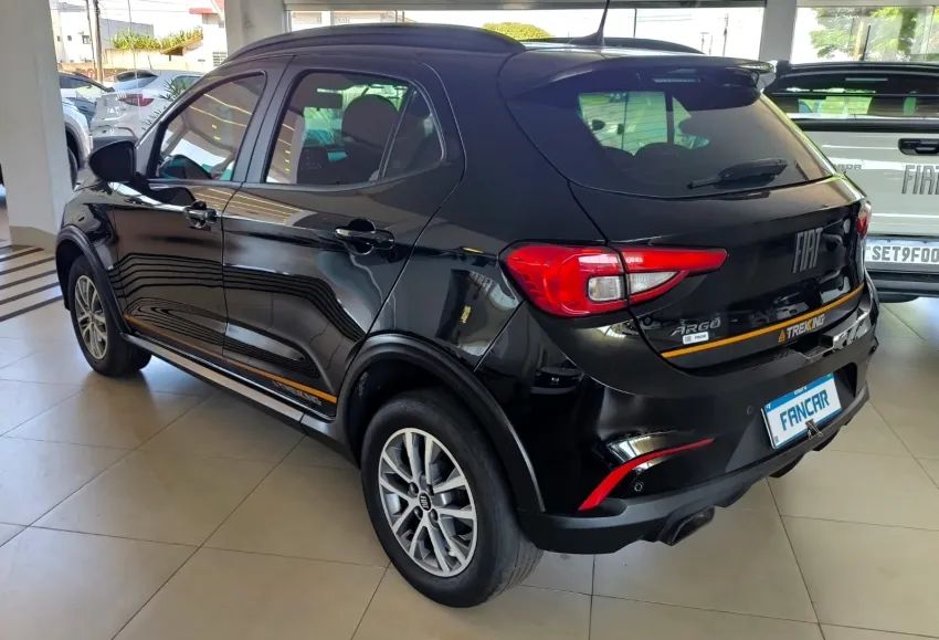 Fiat Argo Trekking 1.3 8V Flex Mec. 2023 - Foto 4