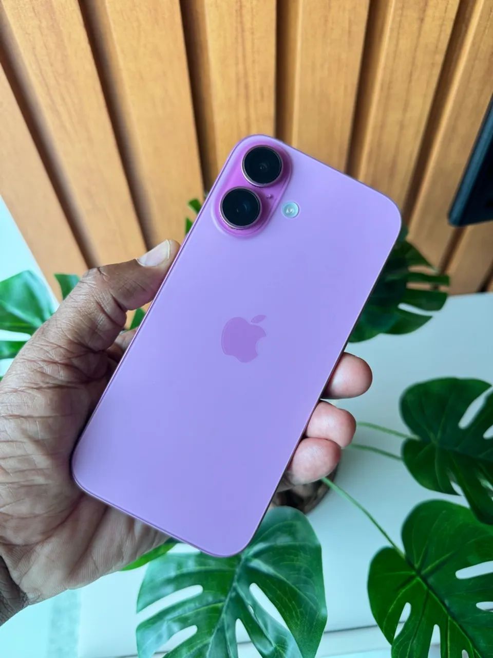 iPhone 16 128GB - com nota. 