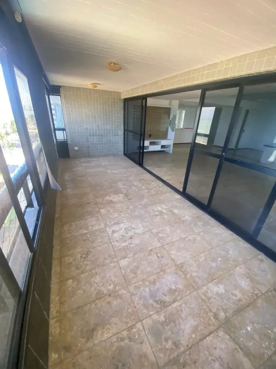 Imóvel para venda possui 327 metros quadrados com 4 quartos - Foto 5