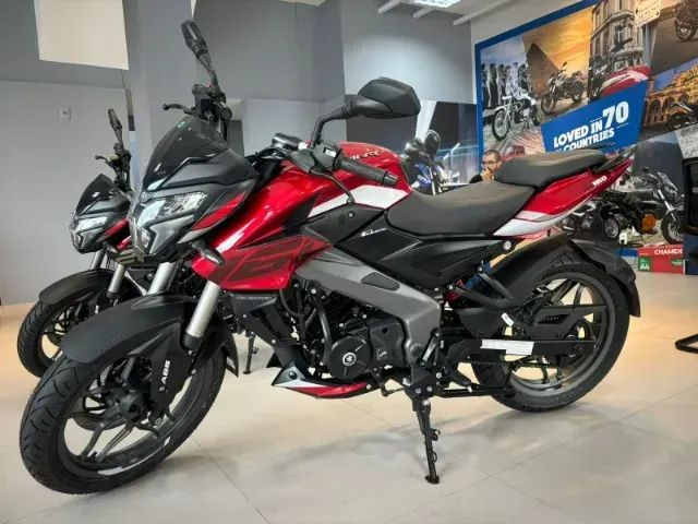 NS 160 - Com ABS de 2 Canais e GPS no Painel Digital!!  Parcela pra Junho!!  - Foto 4