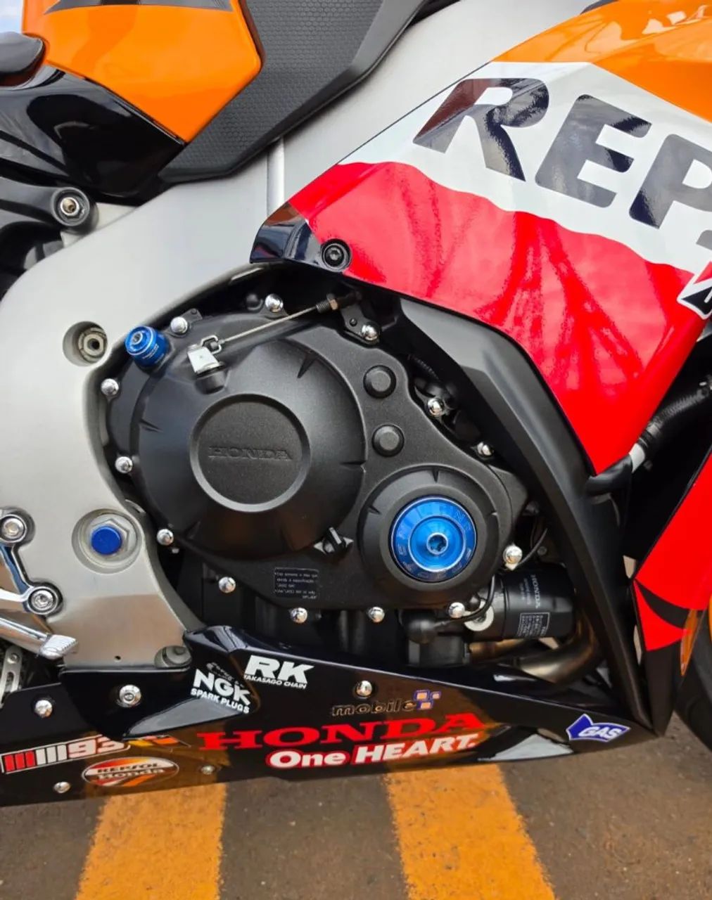 CBR 1000 Fireblade Repsol  com ABS - Foto 4