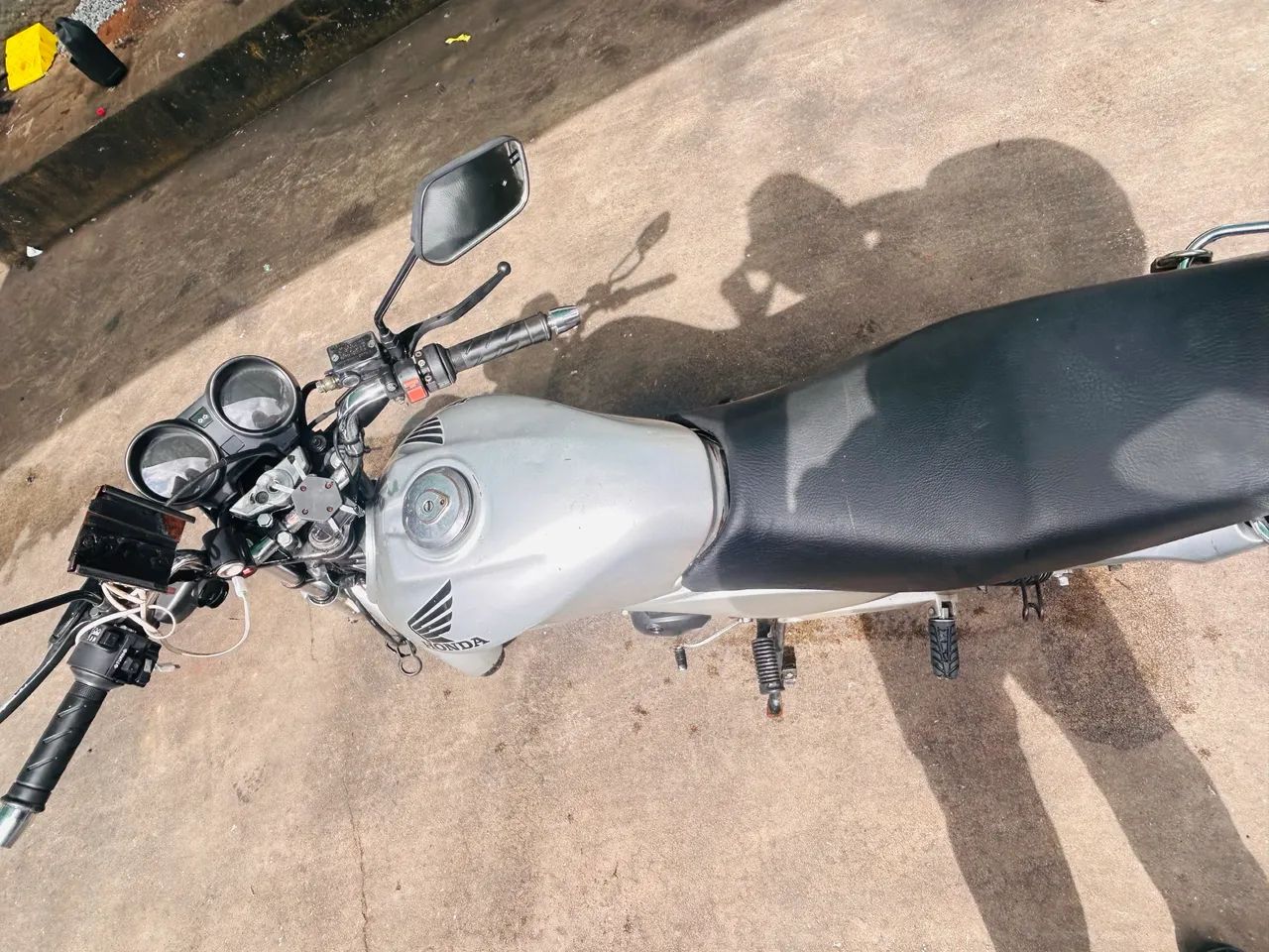 Cg 150 - Foto 2