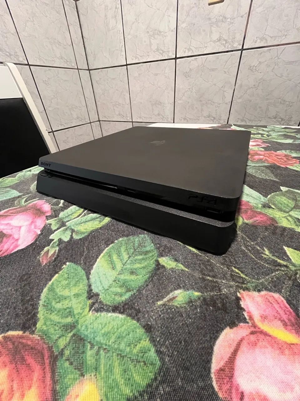Playstation 4 Slim