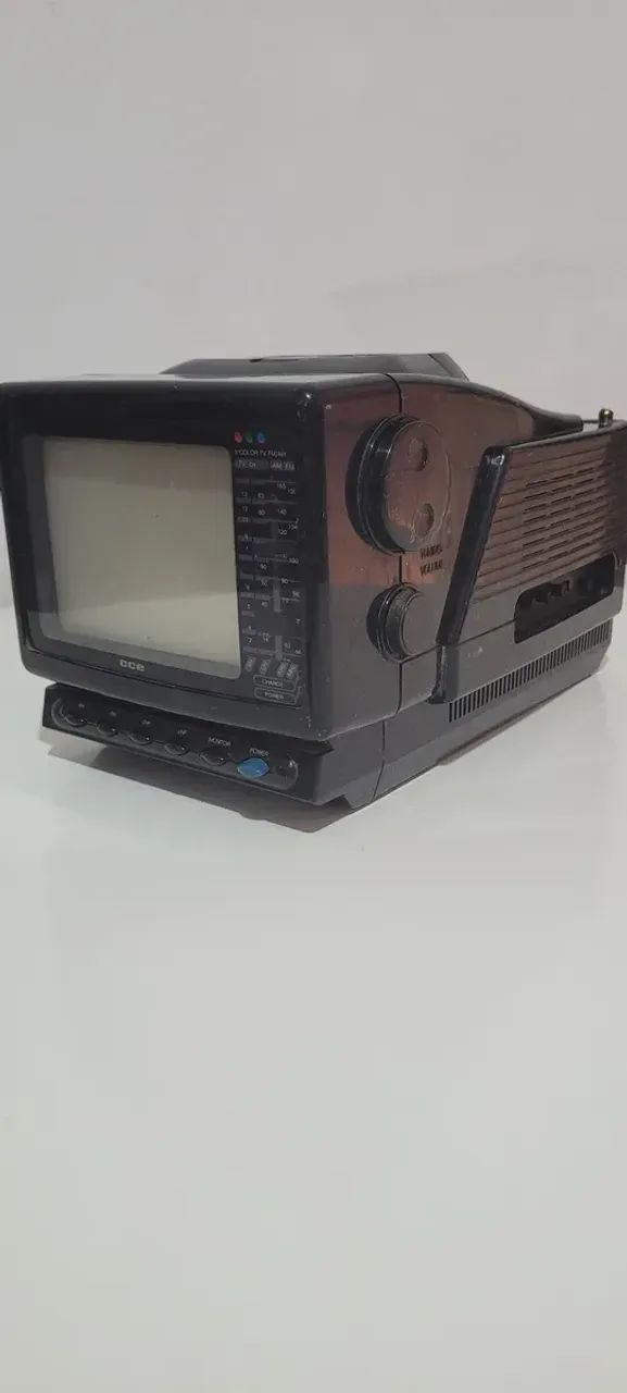 Tv Portátil Cce Rádio Am/fm #