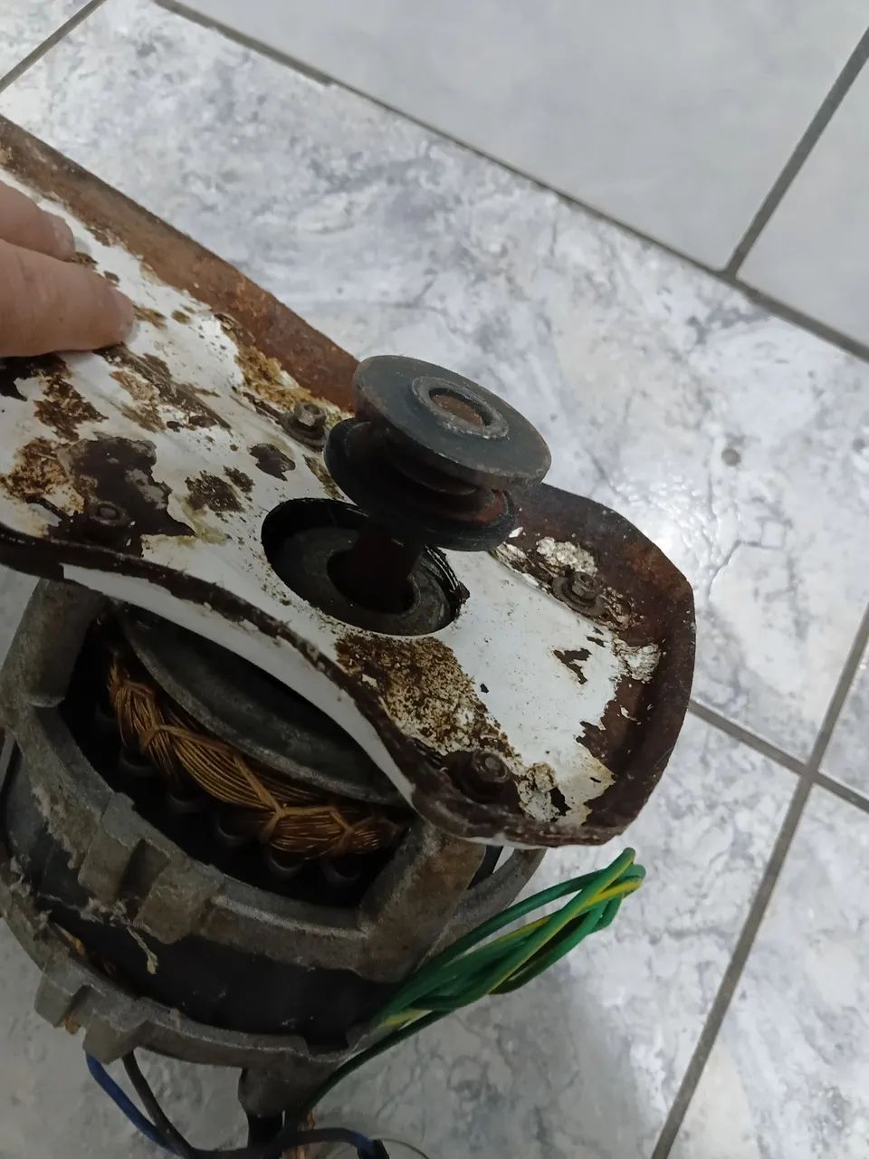 Motor elétrico  de tanquinho  colomar  - Foto 4
