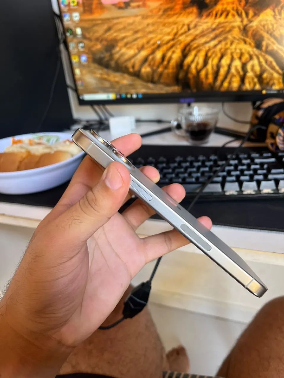 IPHONE 15 PRO MAX 256gb COM CAIXA - Foto 4