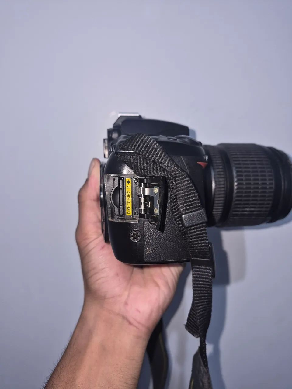 VENDO NIKON D90 USADA - Foto 3