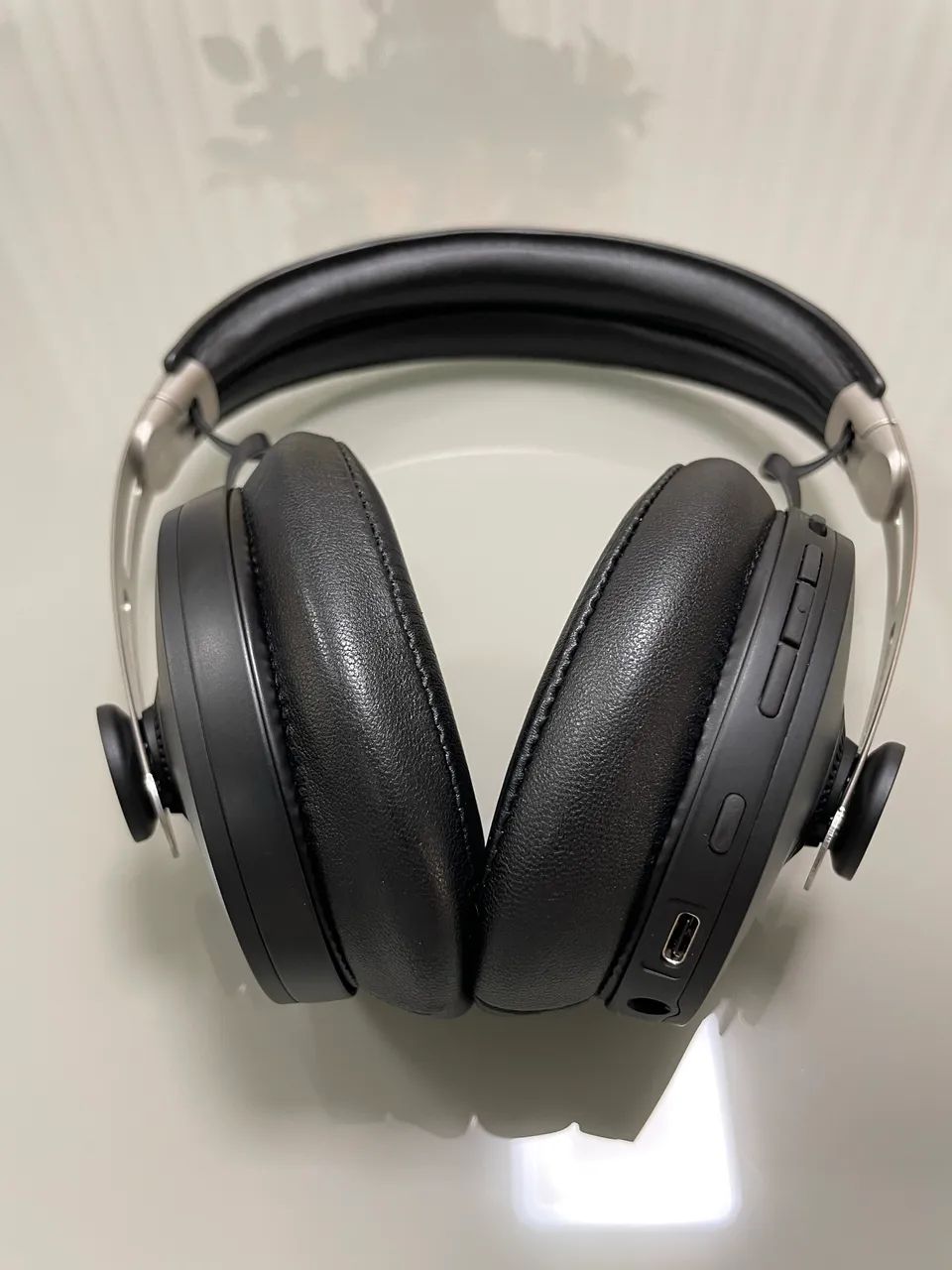 Fone de ouvido Headphone Sennheiser Momentum 3 - Foto 2