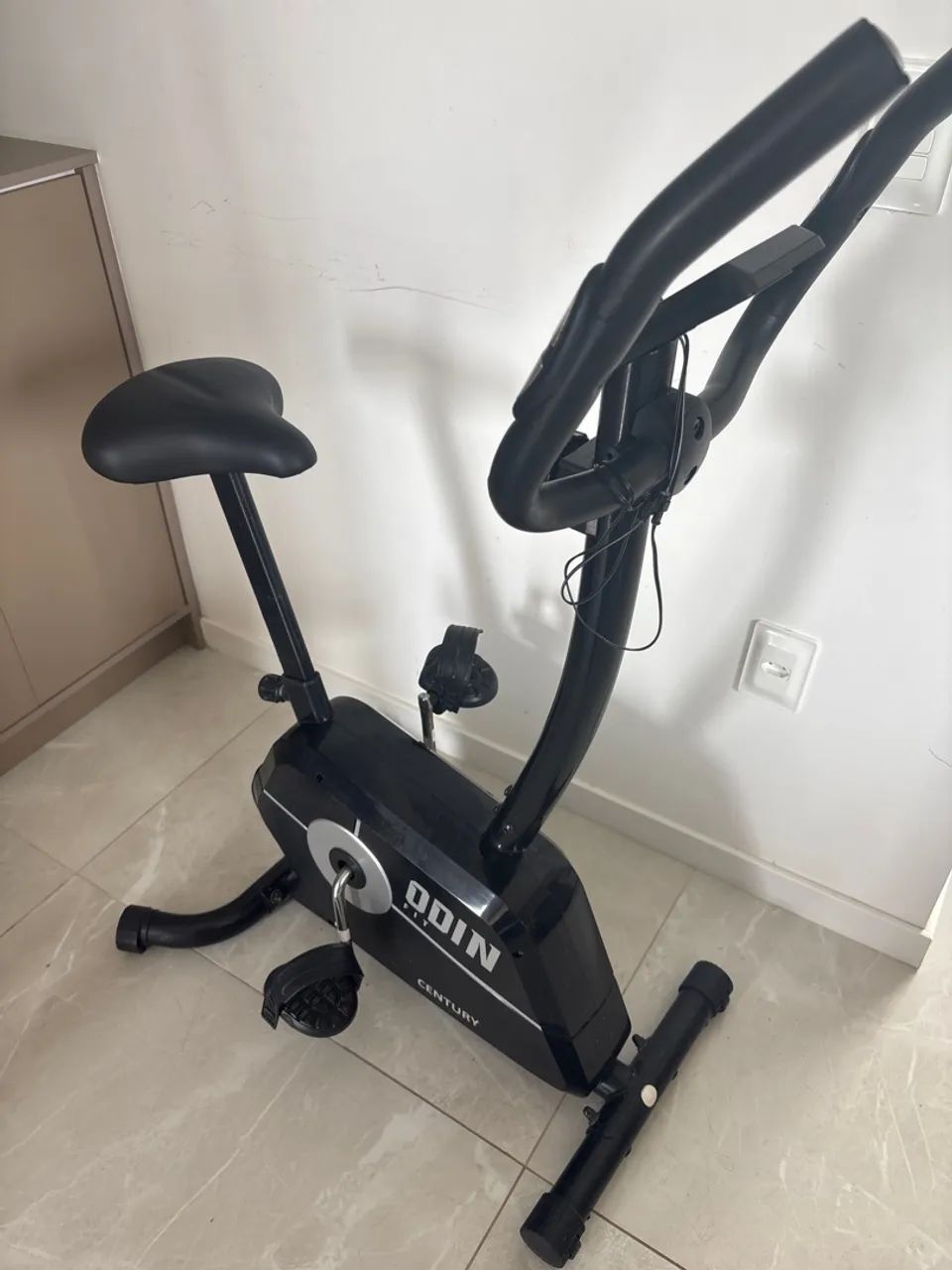 Bicicleta ergométrica century ODIN - Foto 2