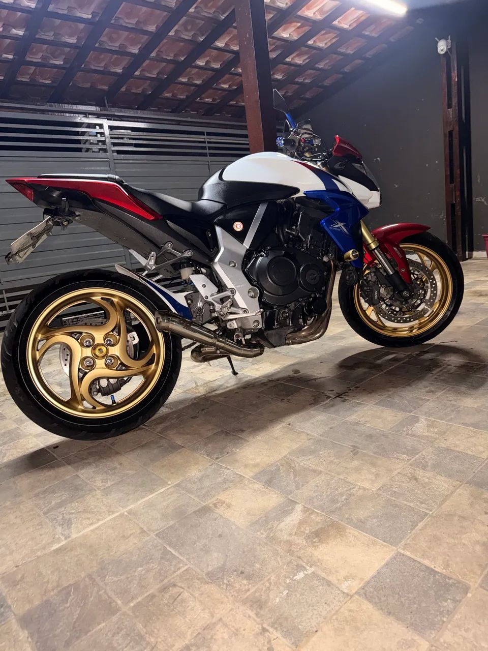 CB 1000r  - Foto 4