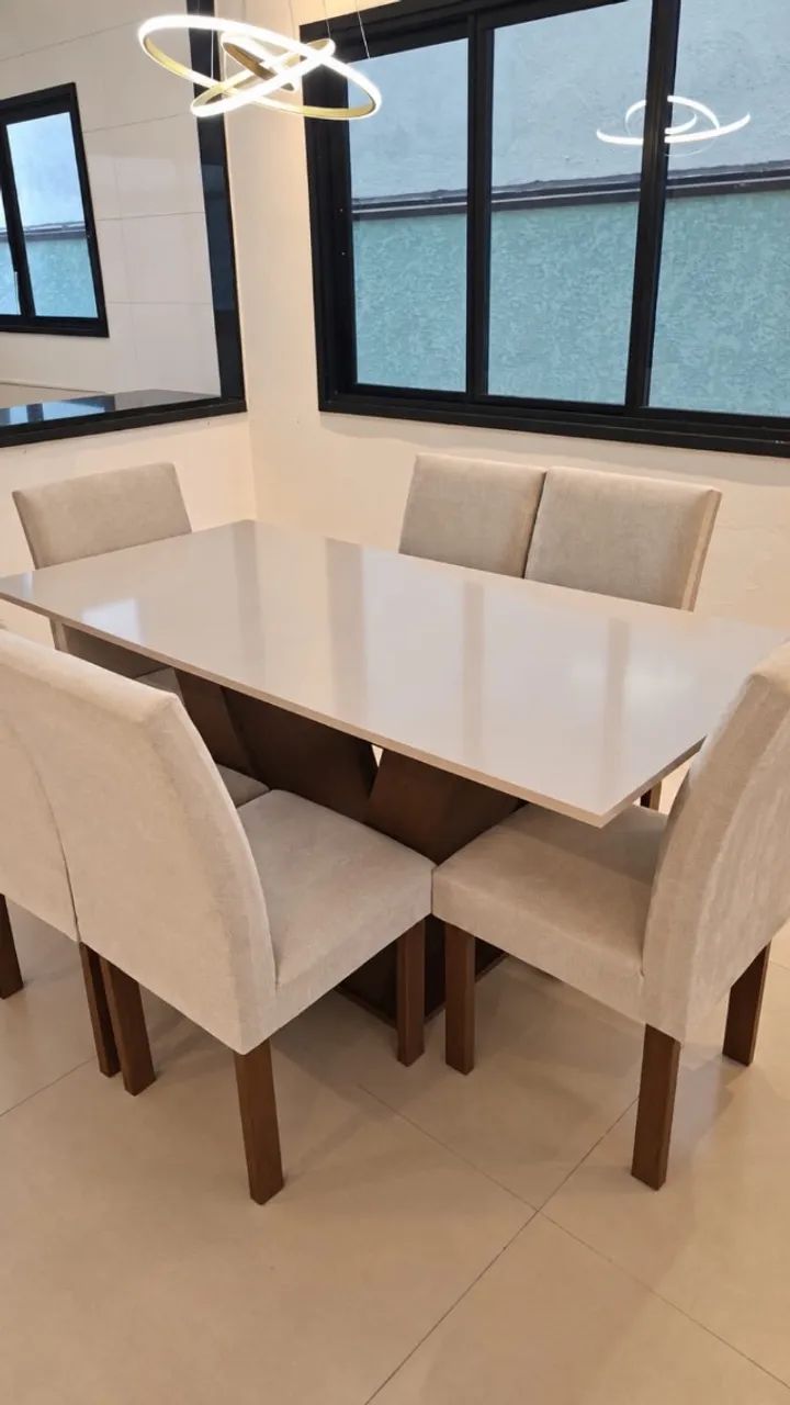 Mesa de jantar 8 lugares 