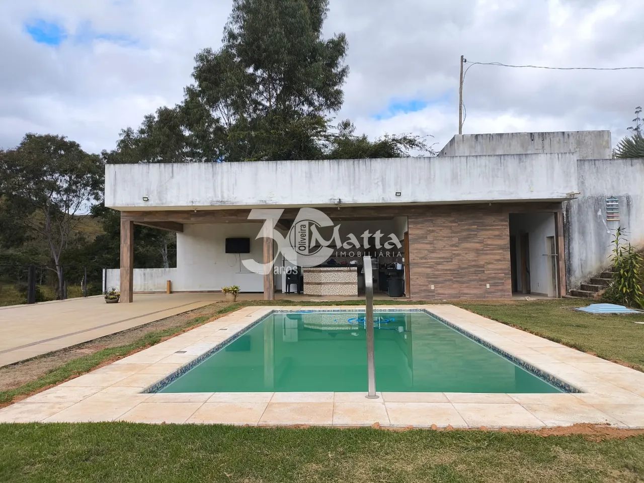 Granja com 1.500m² próximo a Iveco - Foto 4
